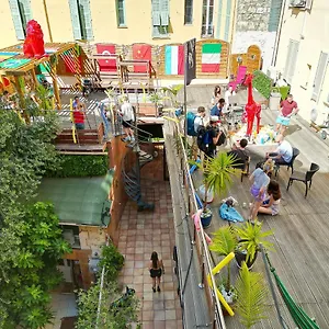  Hostel Antares